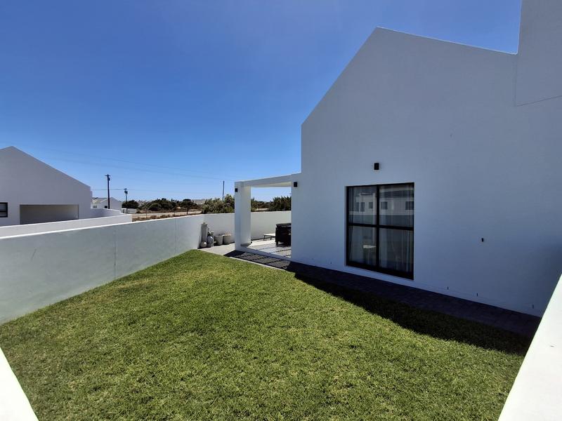 3 Bedroom Property for Sale in Britannia Bay Western Cape